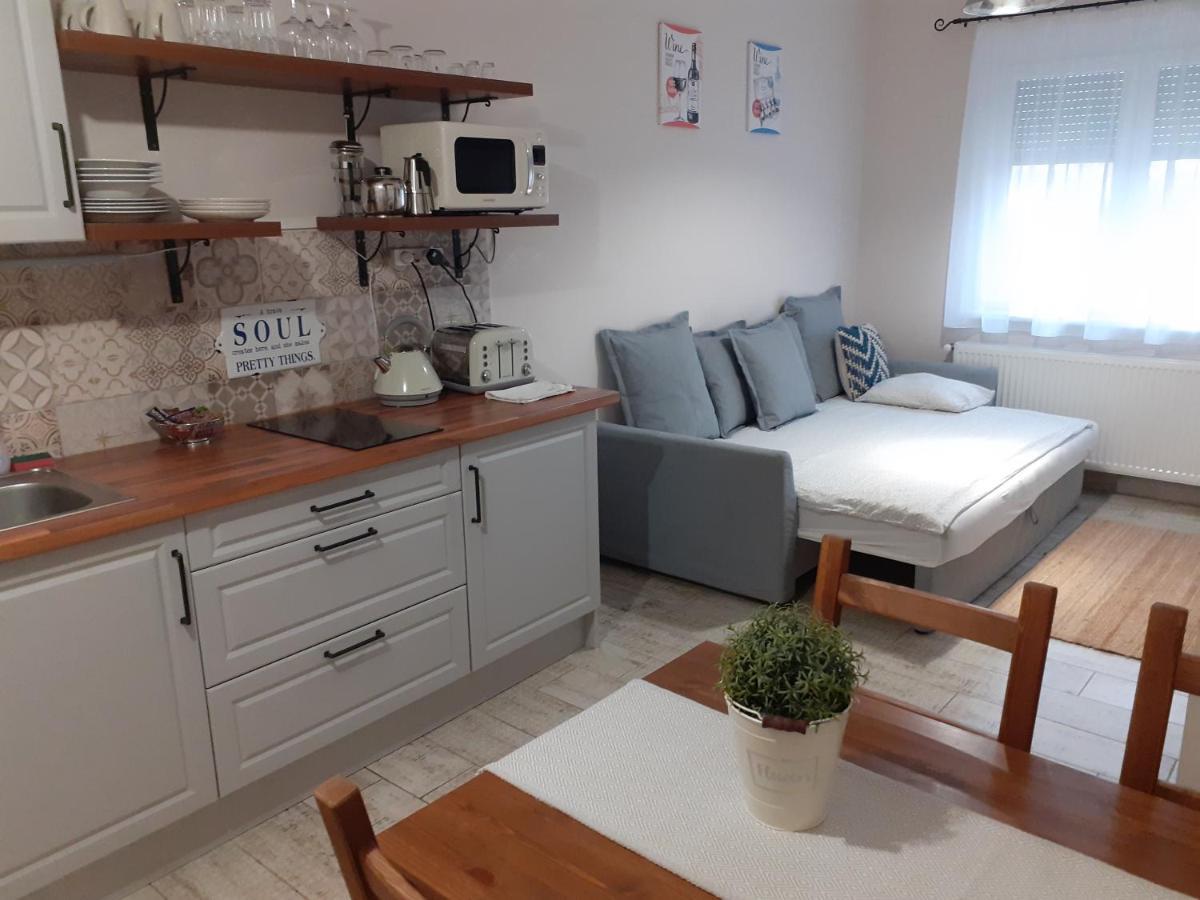 A Zoldbiciklis Haz Apartman Egerszalók Kültér fotó